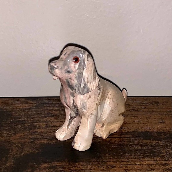 Natural stone Dog Figurine hand carved Peru - Picture 1 of 5
